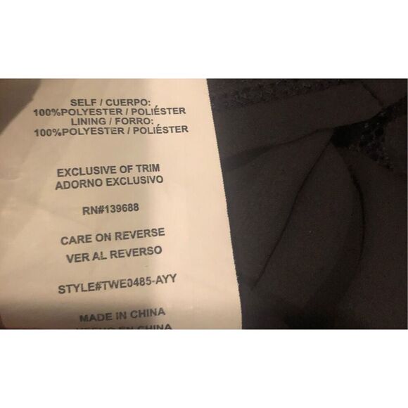 Altar’d State black lace overlay sleeveless high neck keyhole open in back blous - Picture 8 of 8